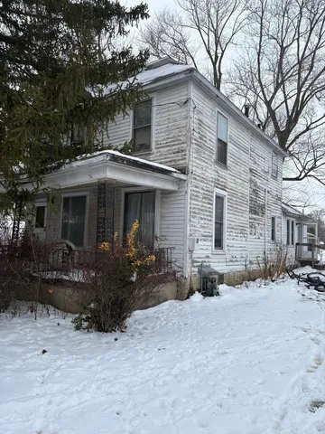 $89,900 | 422 East Ash Street, Watseka, IL 60970
