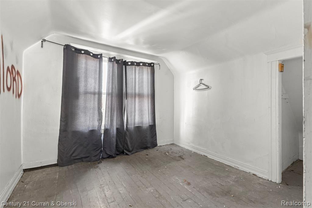 62 East Cicotte Street River Rouge, MI 48218 - Photo 10 of 15