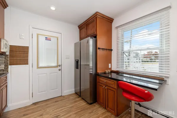 $3,450 | 185 Plainfield Avenue, Edison, NJ 08817