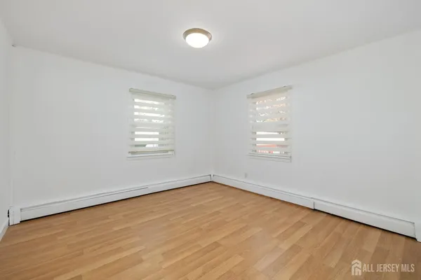 $3,450 | 185 Plainfield Avenue, Edison, NJ 08817