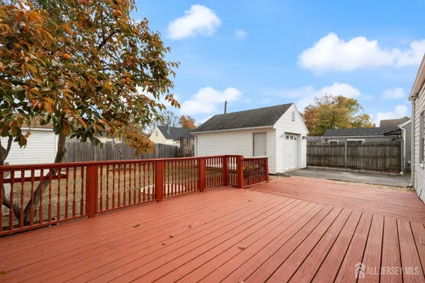 $3,450 | 185 Plainfield Avenue, Edison, NJ 08817