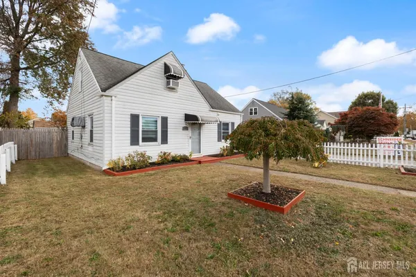 $3,450 | 185 Plainfield Avenue, Edison, NJ 08817