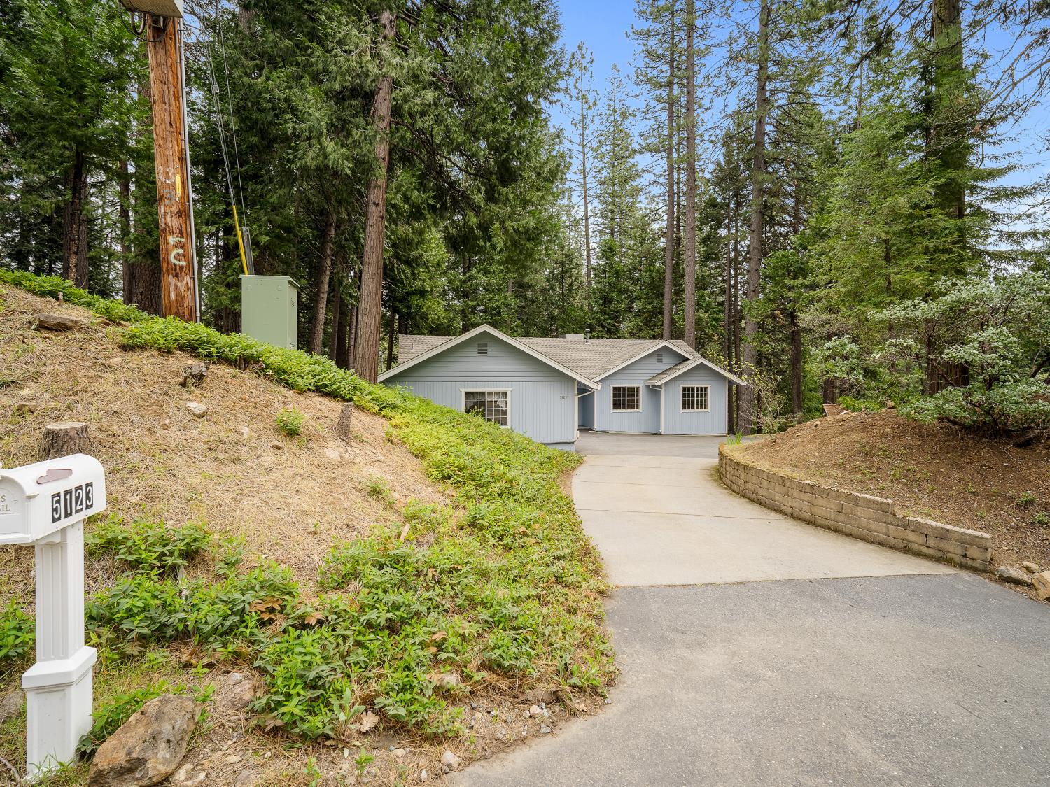 5123 Rainbow Trail Pollock Pines, CA 95726 - Photo 1 of 28