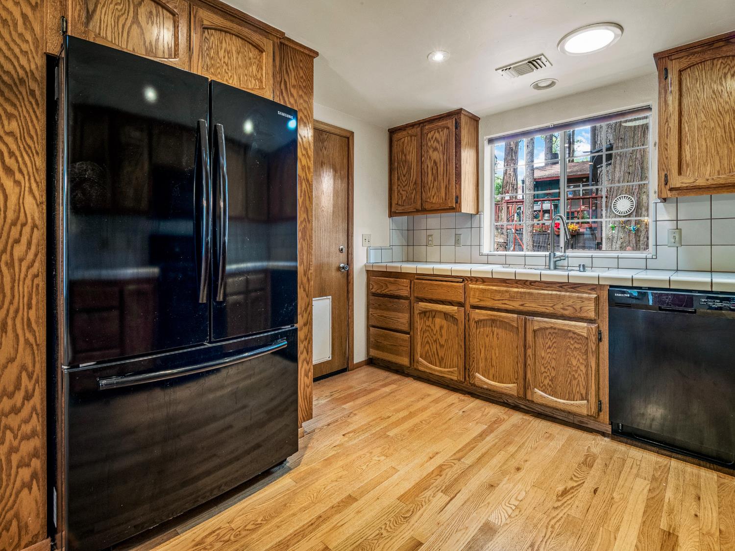 5123 Rainbow Trail Pollock Pines, CA 95726 - Photo 12 of 28