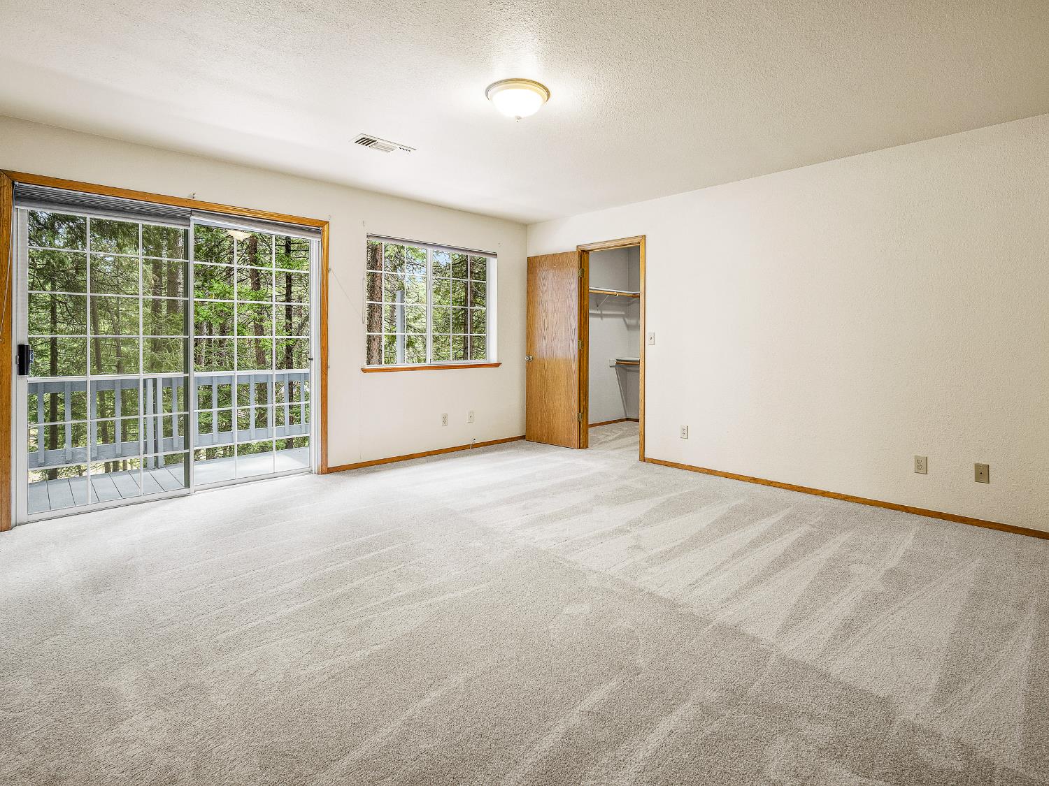 5123 Rainbow Trail Pollock Pines, CA 95726 - Photo 14 of 28