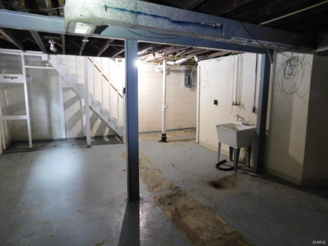 2254 Lucas And Hunt Road St. Louis, MO 63121 - Photo 12 of 14 Gallery Image 12