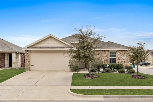 $279,999 | 2260 Torch Lake Drive, Forney, TX 75126