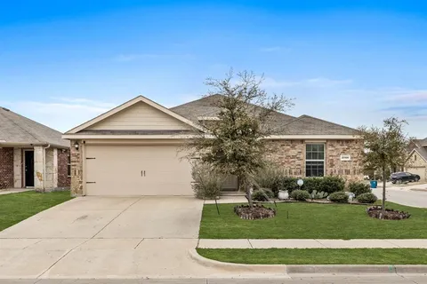 $269,999 | 2260 Torch Lake Drive, Forney, TX 75126