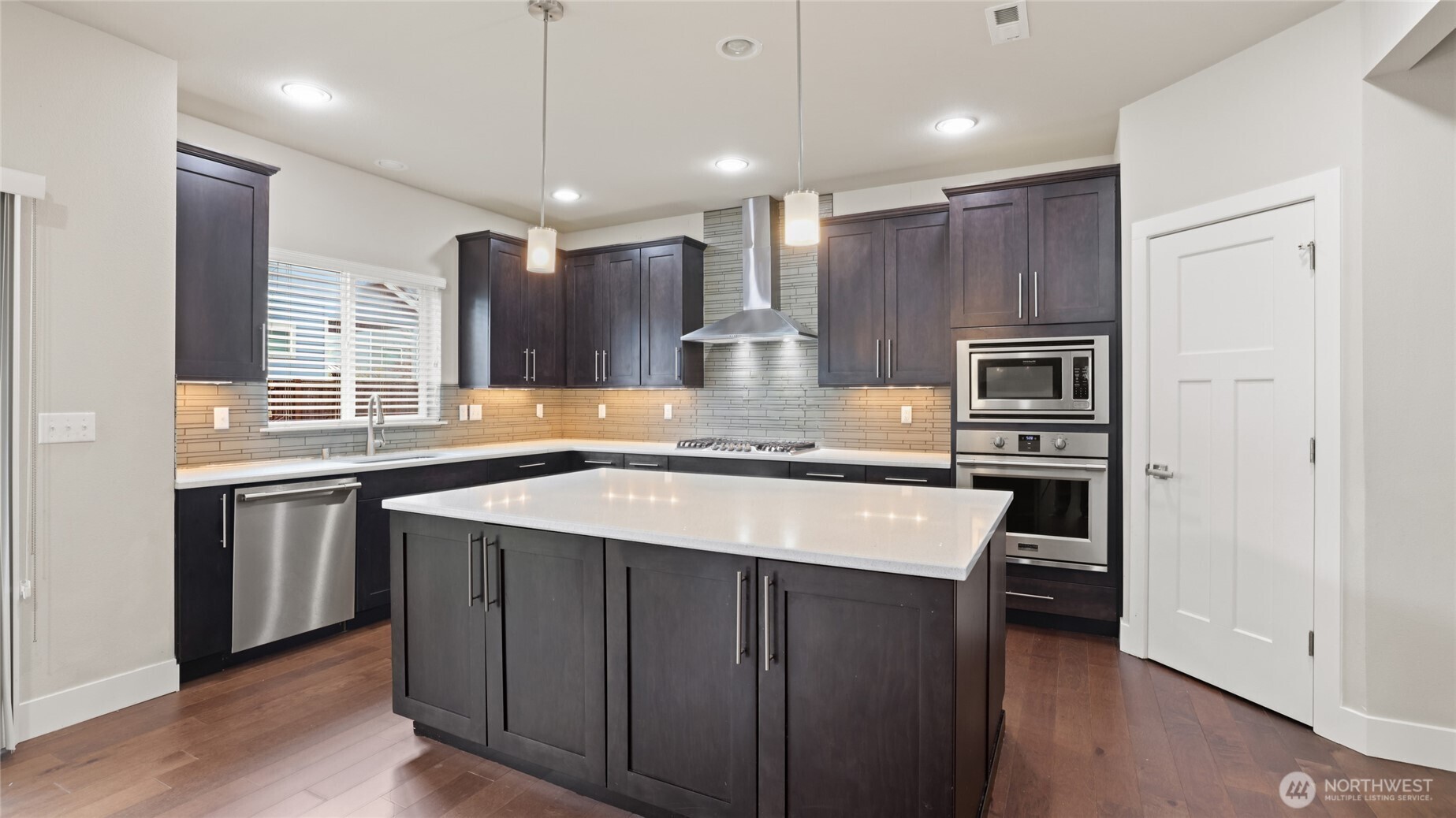 21417 43rd Drive Southeast Bothell, WA 98021 - Photo 7 of 32