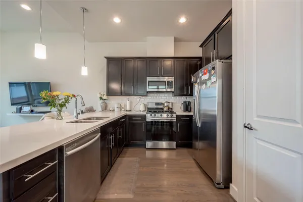 $2,400 | 3905 Tulane Oak Drive, Houston, TX 77018