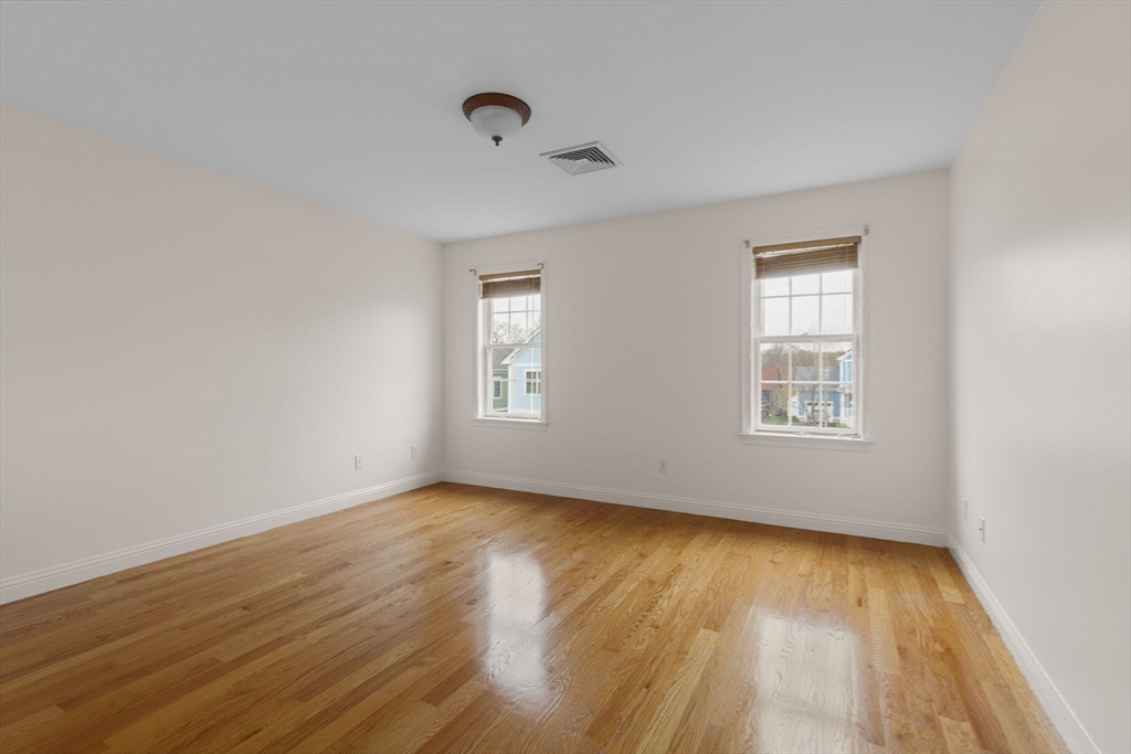 17 Snowden Way Boston, MA 02124 - Photo 16 of 30