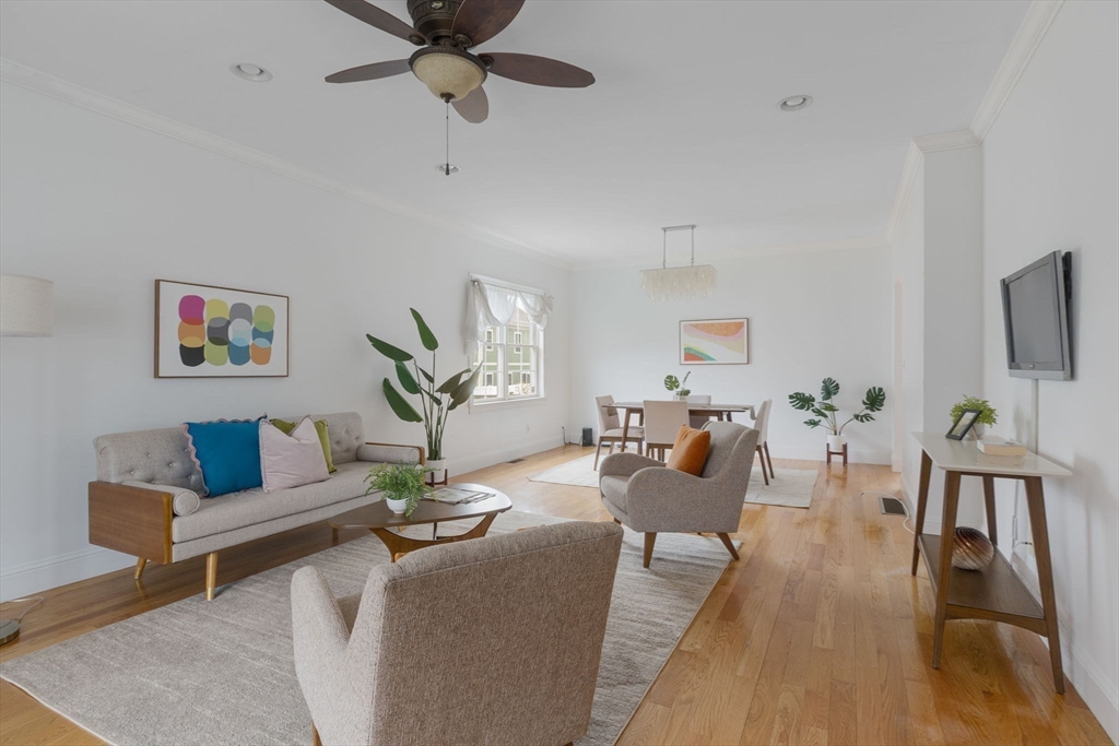 17 Snowden Way Boston, MA 02124 - Photo 2 of 30