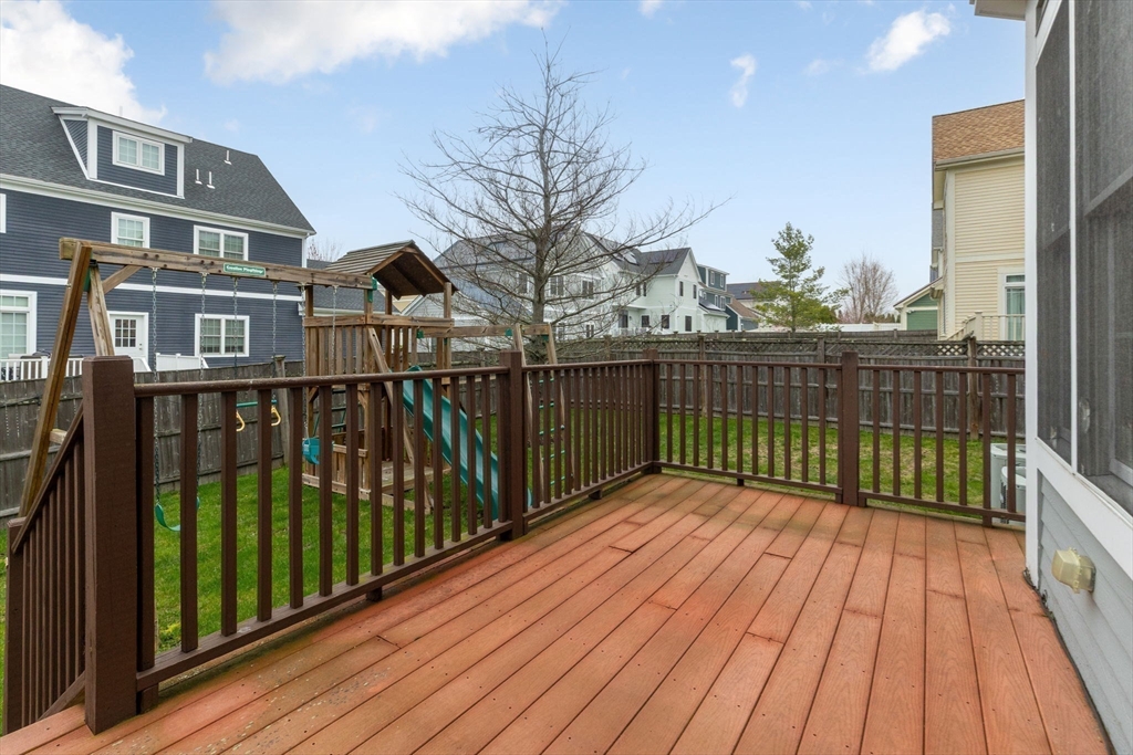 17 Snowden Way Boston, MA 02124 - Photo 24 of 30