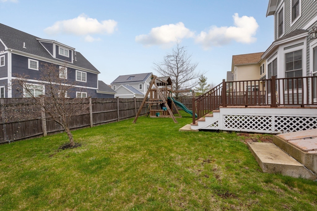 17 Snowden Way Boston, MA 02124 - Photo 26 of 30