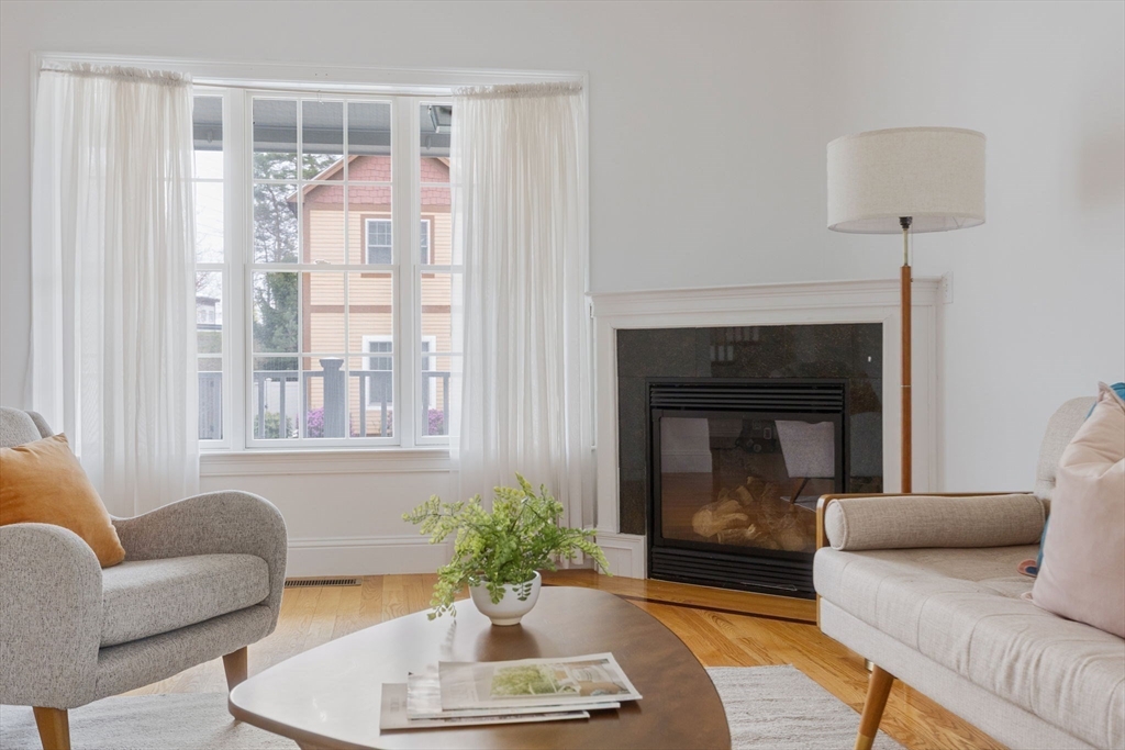 17 Snowden Way Boston, MA 02124 - Photo 6 of 30