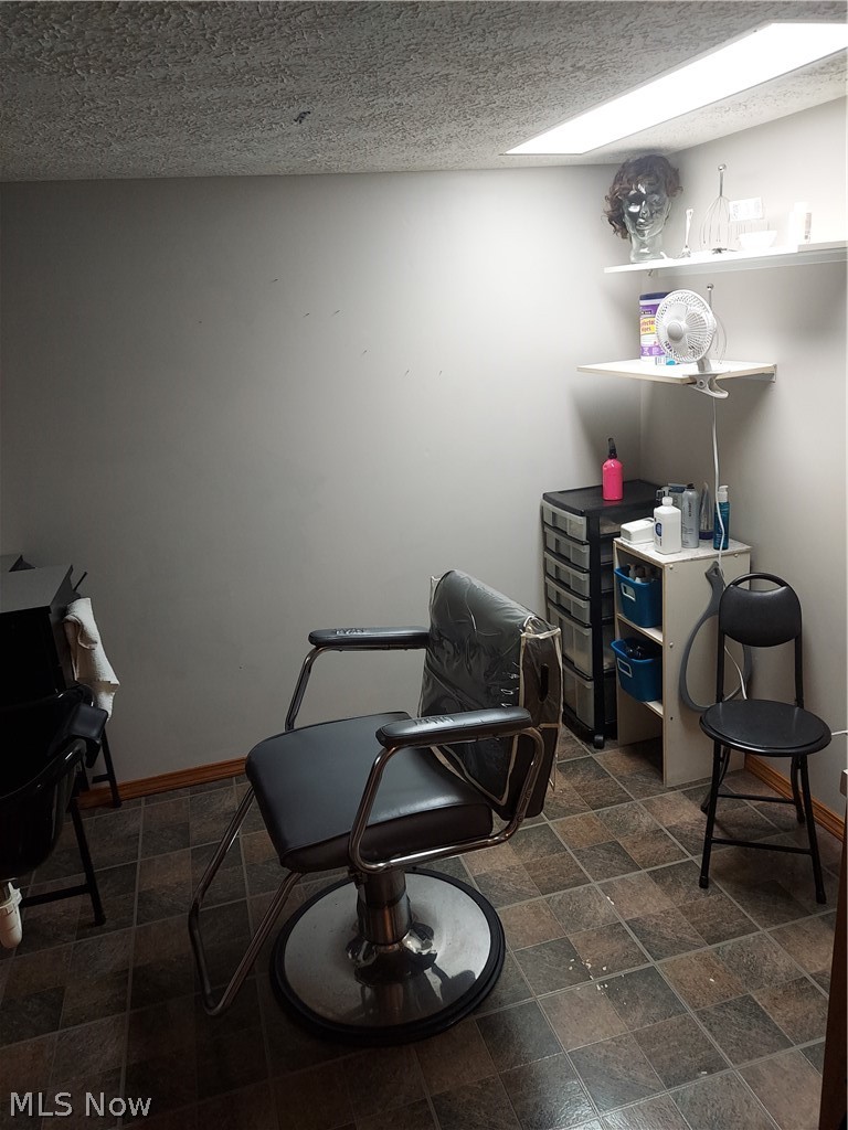 949 North Ridge Road Lorain, OH 44055 - Photo 29 of 33 previous saloon