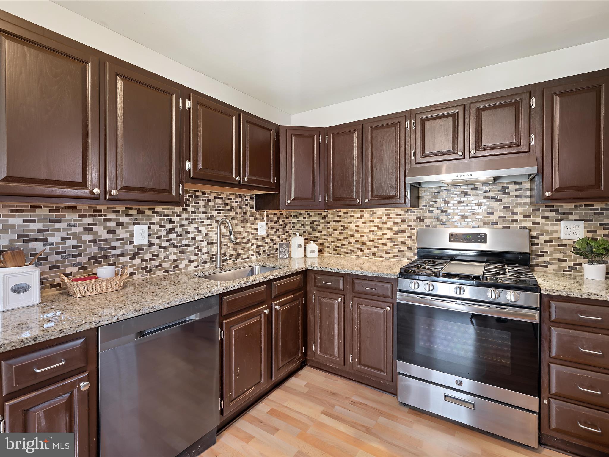 12974 Claxton Drive, Unit 2D Laurel, MD 20708 - Photo 21 of 46 Eat-In Kitchen