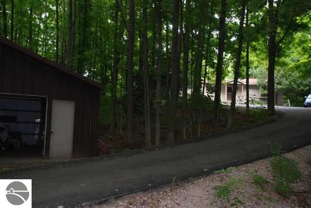 2426 East Kasson Road Cedar, MI 49621 - Photo 24 of 25 1734235-23.JPG