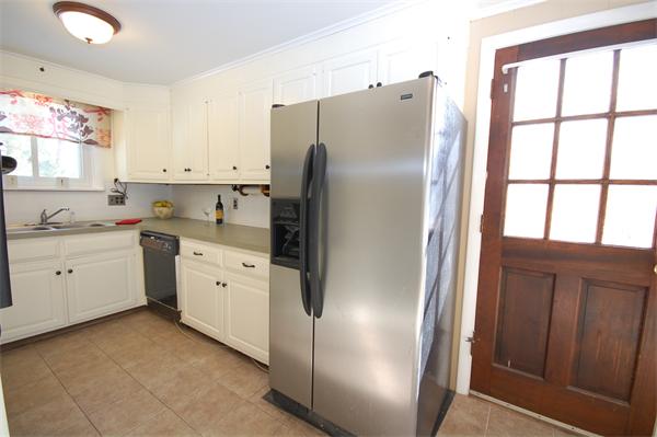 5 Lucas Road Sterling, MA 01564 - Photo 4 of 30