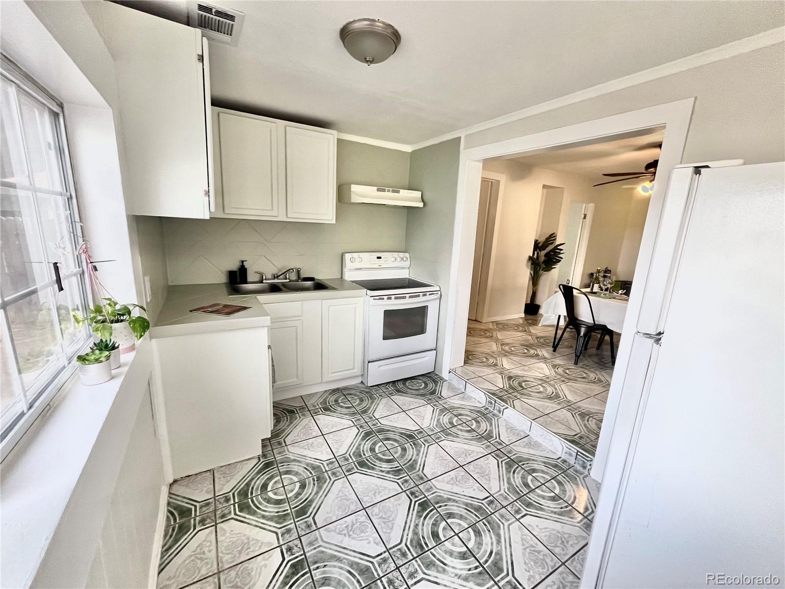 410 20th Street Greeley, CO 80631 - Photo 4 of 13