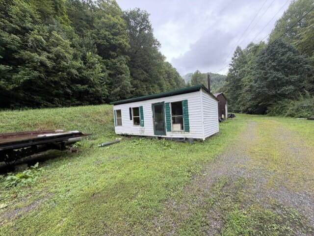 1454 Clifton Frk Road Raven, VA 24639 - Photo 10 of 13 Gallery Image 10