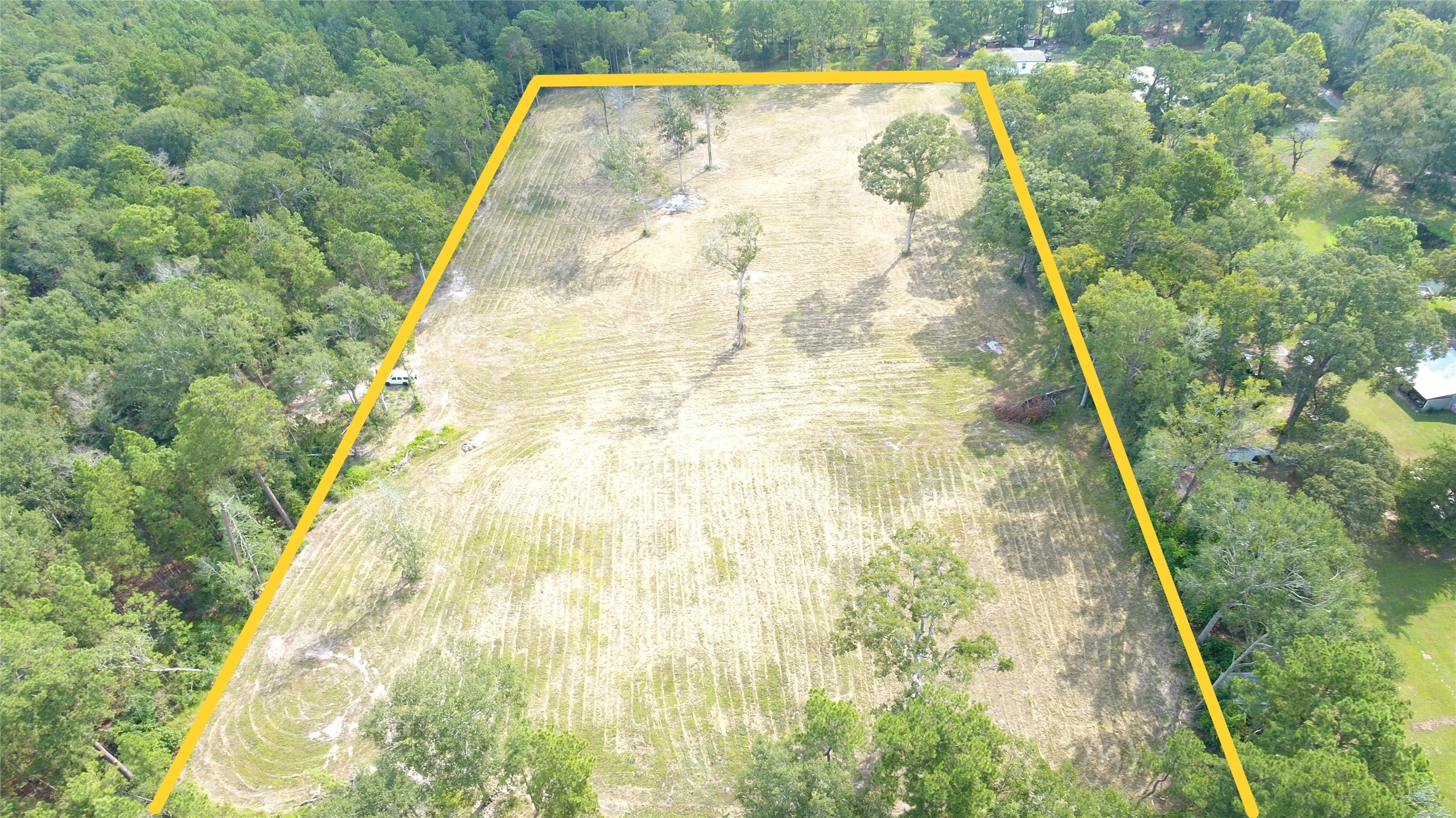 12075 Coon Hollow Road Conroe, TX 77306 - Photo 1 of 14 a view of jacuzzi