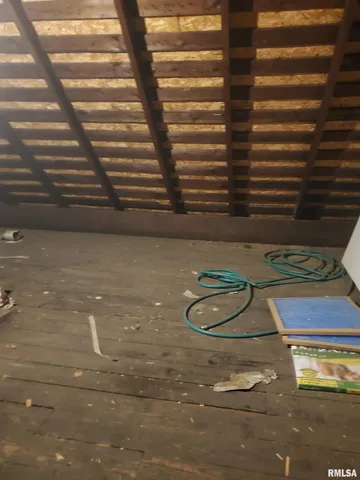 $89,900 | 1033 North 8th Street, Springfield, IL 62702