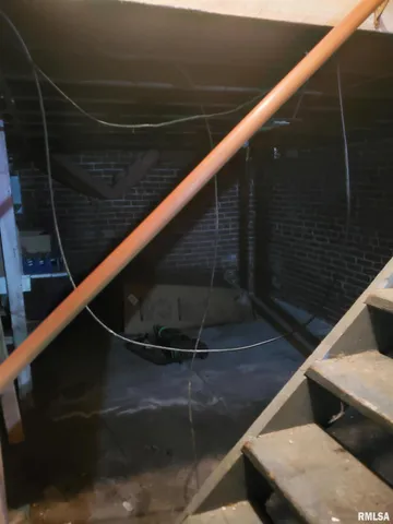 $89,900 | 1033 North 8th Street, Springfield, IL 62702