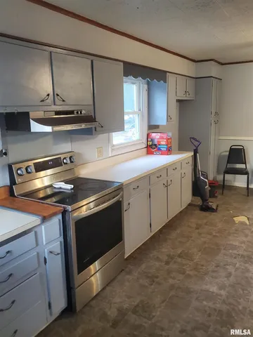 $89,900 | 1033 North 8th Street, Springfield, IL 62702