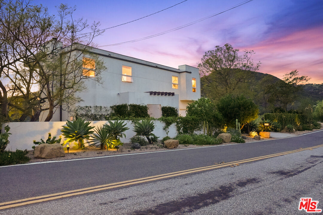 2727 Corral Canyon Road Malibu, CA 90265 - Photo 43 of 43