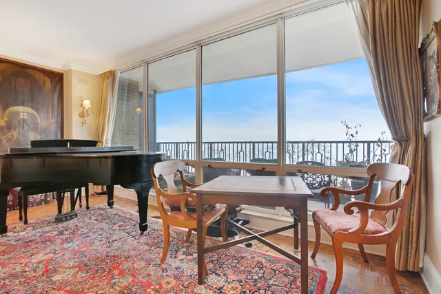 $999,900 | 1040 North Lake Shore Drive, Unit 29B, Chicago, IL 60611