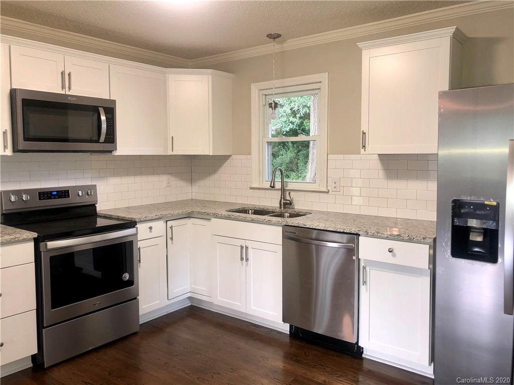 705 Ranch Road Charlotte, NC 28208 - Photo 14 of 38 Gallery Image 14