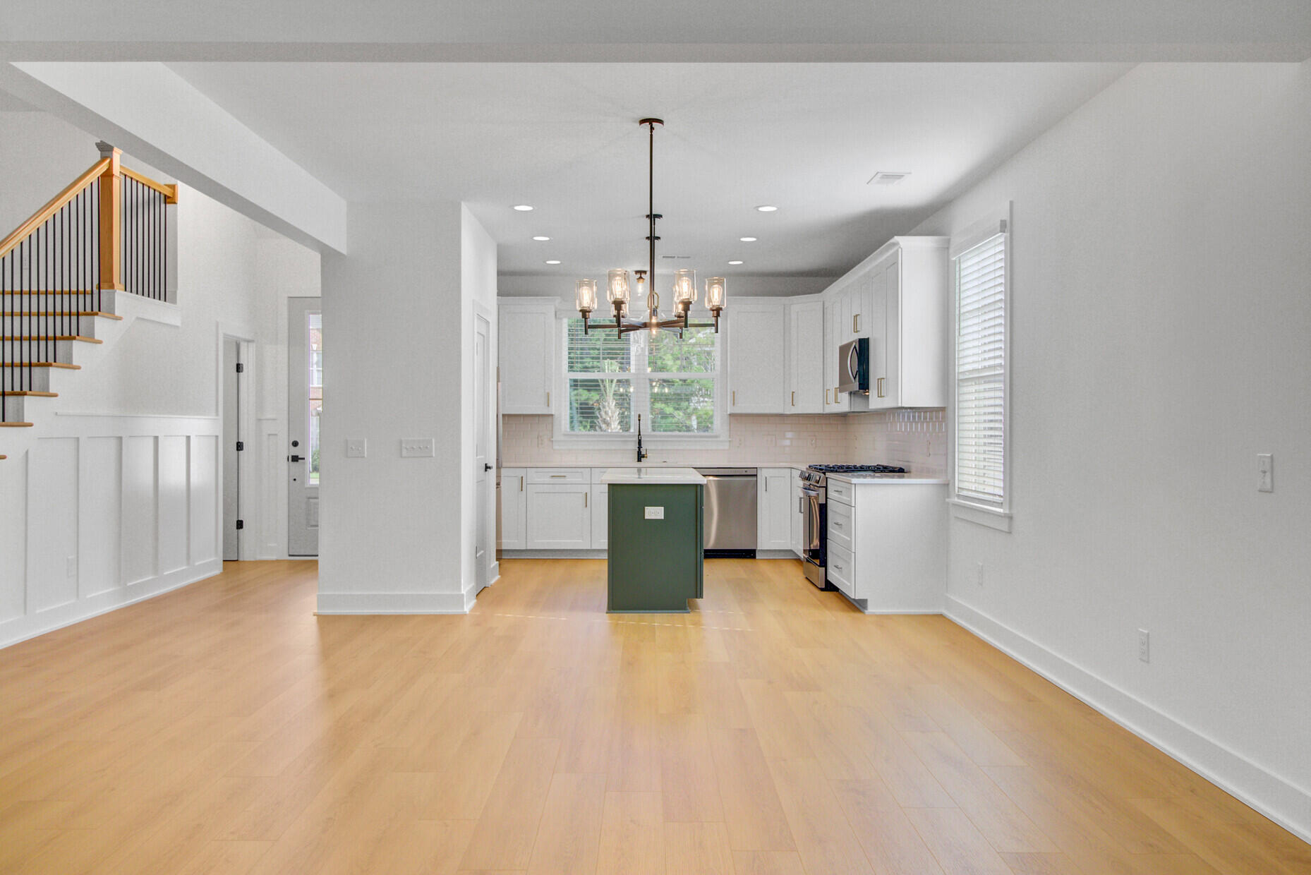 396 Decatur Drive Summerville, SC 29486 - Photo 16 of 79 09_9_mls