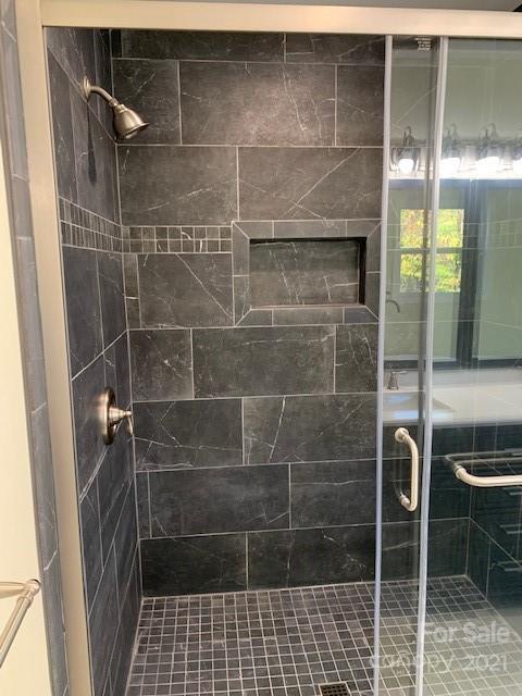 948 Rock House Road Marion, NC 28752 - Photo 21 of 46 Gallery Image 21