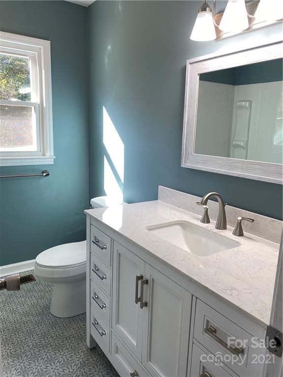 948 Rock House Road Marion, NC 28752 - Photo 24 of 46 Gallery Image 24