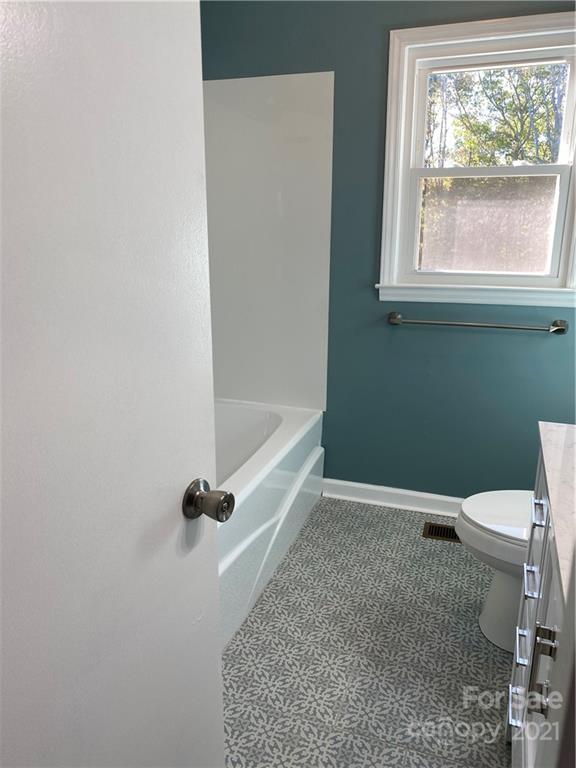 948 Rock House Road Marion, NC 28752 - Photo 26 of 46 Gallery Image 26