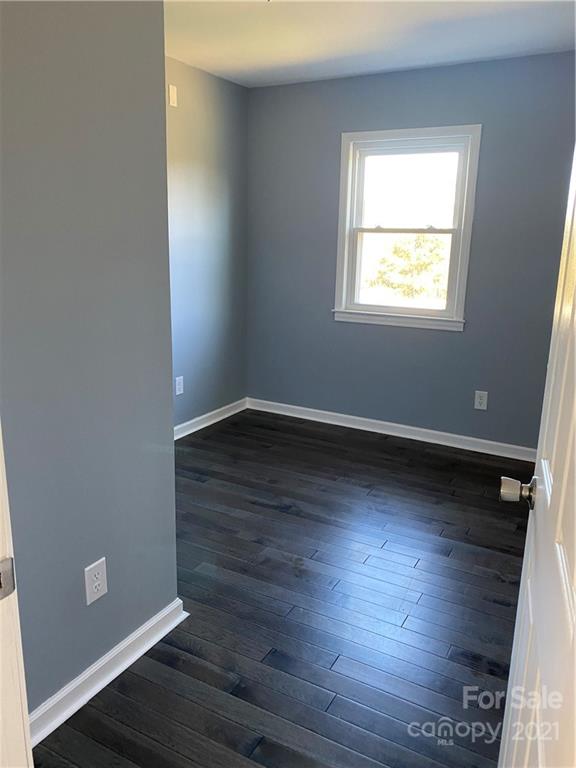 948 Rock House Road Marion, NC 28752 - Photo 28 of 46 Gallery Image 28