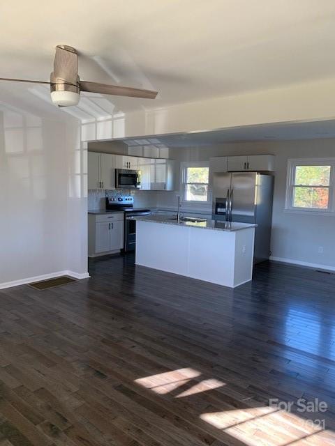948 Rock House Road Marion, NC 28752 - Photo 3 of 46 Gallery Image 3