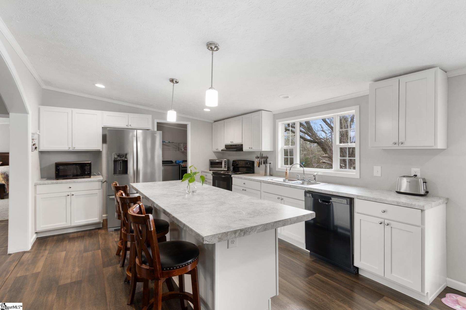 7709 Neely Ferry Road Laurens, SC 29360 - Photo 12 of 47