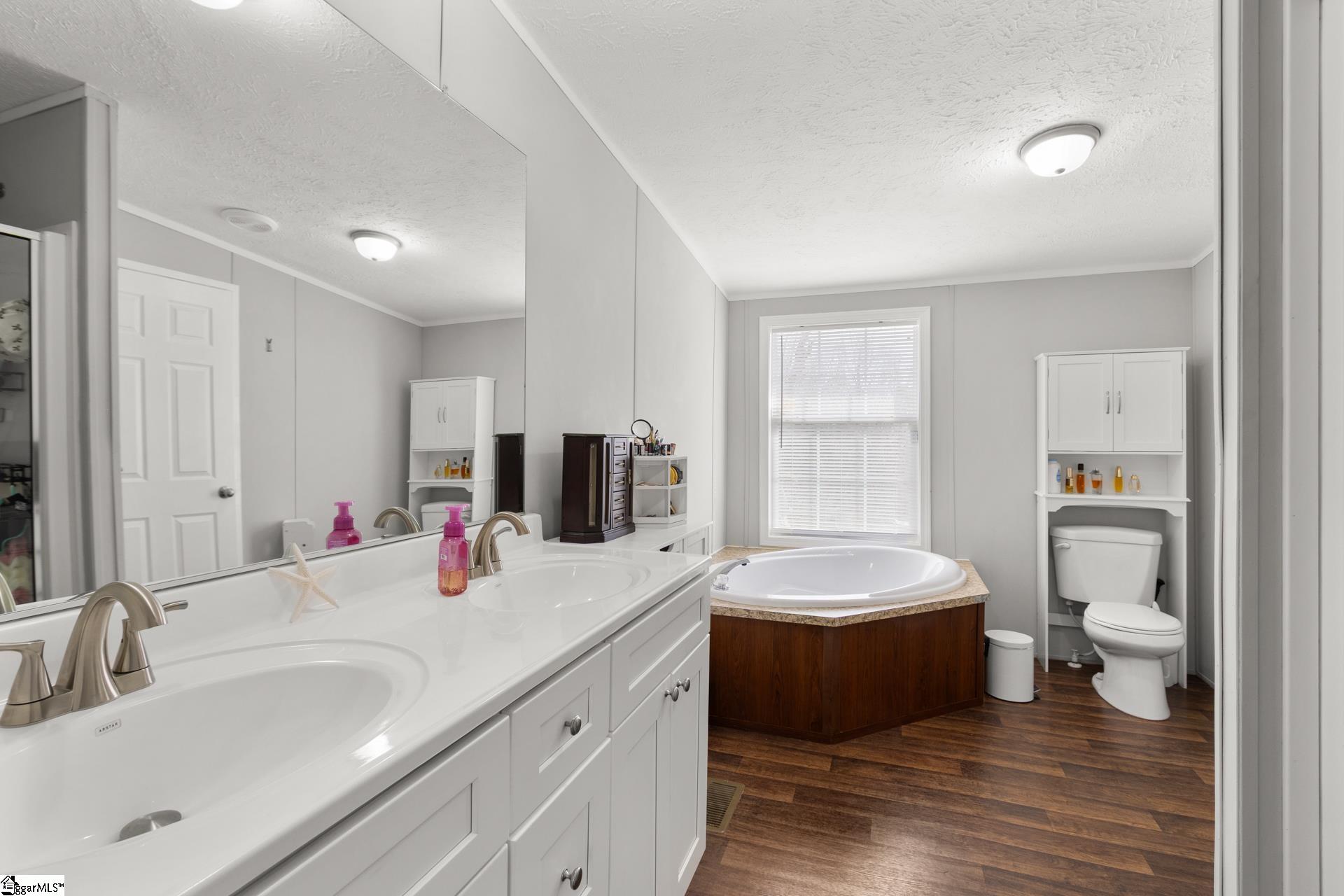 7709 Neely Ferry Road Laurens, SC 29360 - Photo 33 of 47