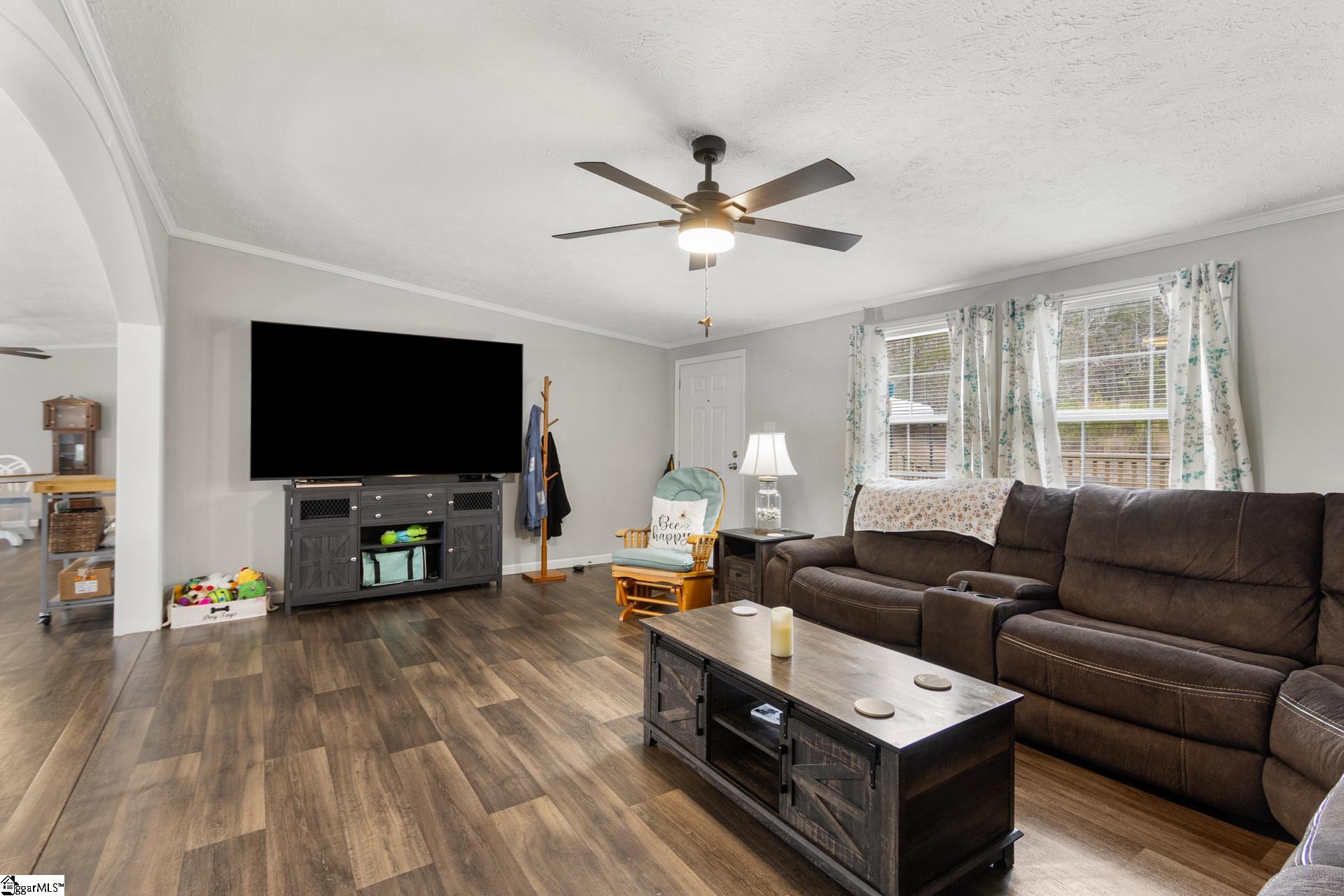 7709 Neely Ferry Road Laurens, SC 29360 - Photo 9 of 47