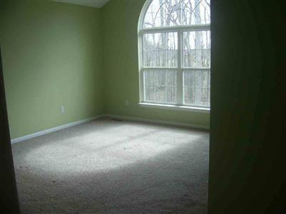 10199 Green Road Fenton, MI 48430 - Photo 7 of 9 20266347-6.JPG