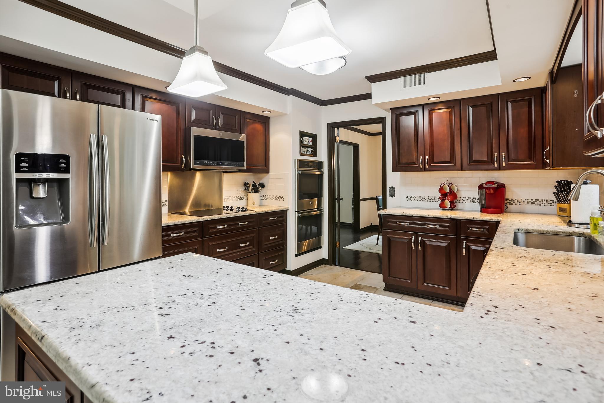 7108 Triad Way Springfield, VA 22151 - Photo 11 of 49 Kitchen view 4