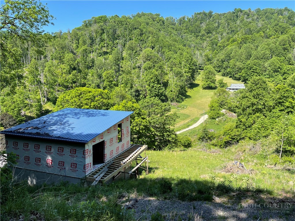George's Gap Road Vilas, NC 28692 - Photo 1 of 18