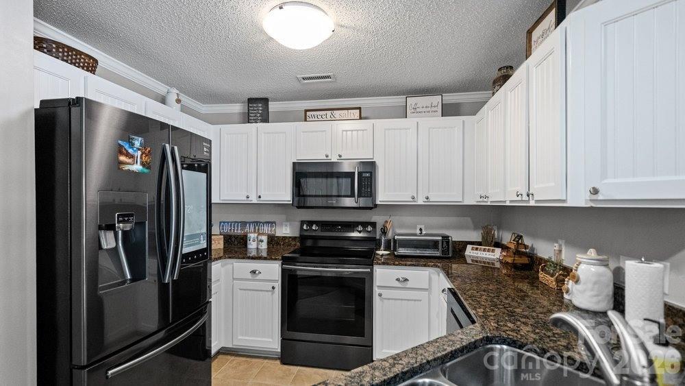 1338 Torrence Circle, Unit 29 Davidson, NC 28036 - Photo 7 of 36