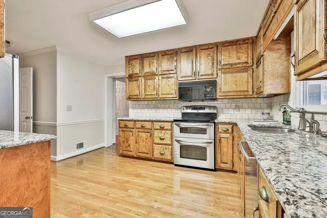 $449,900 | 140 Julie Road, Tyrone, GA 30290