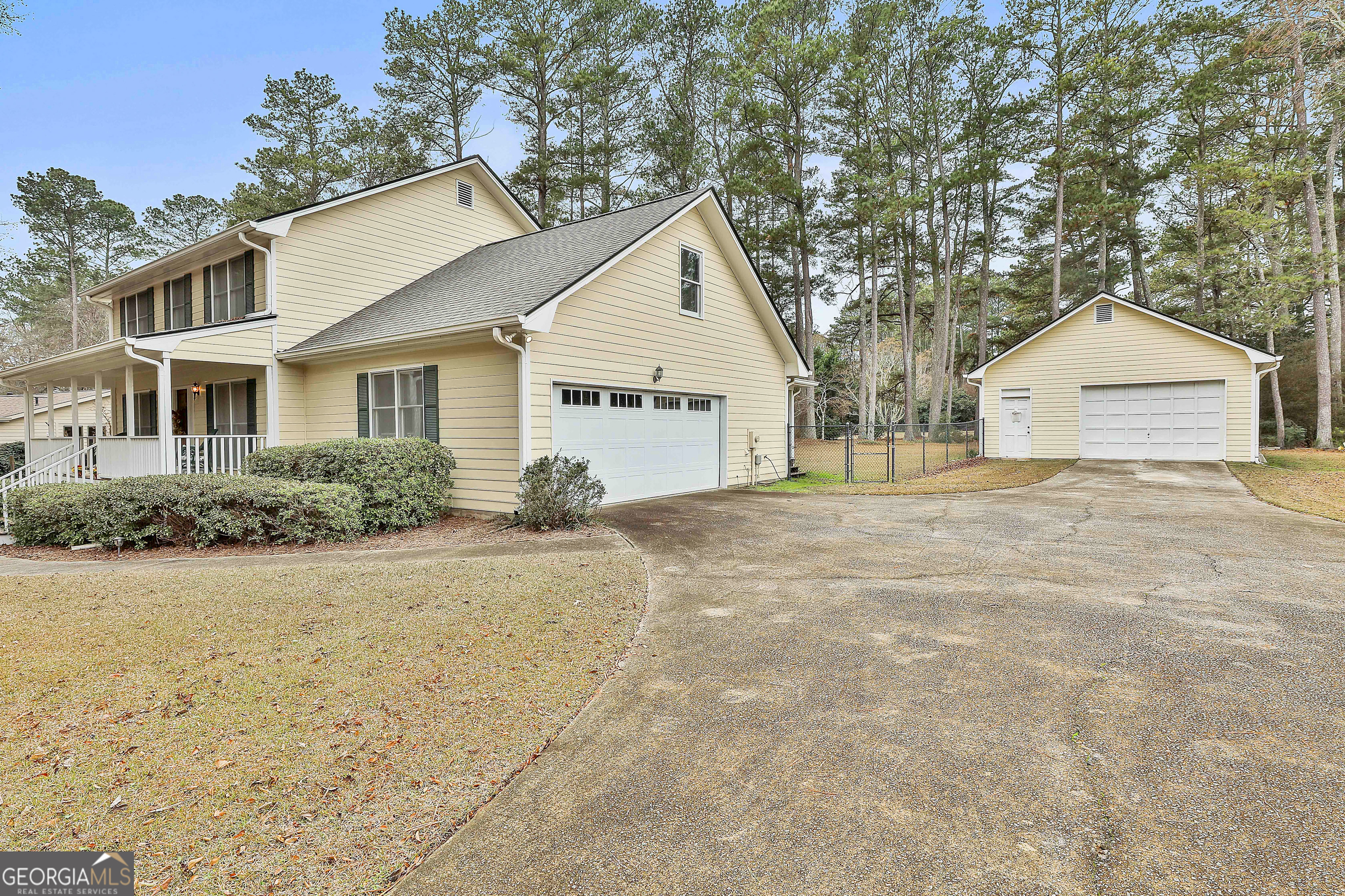 140 Julie Road Tyrone, GA 30290 - Photo 2 of 50
