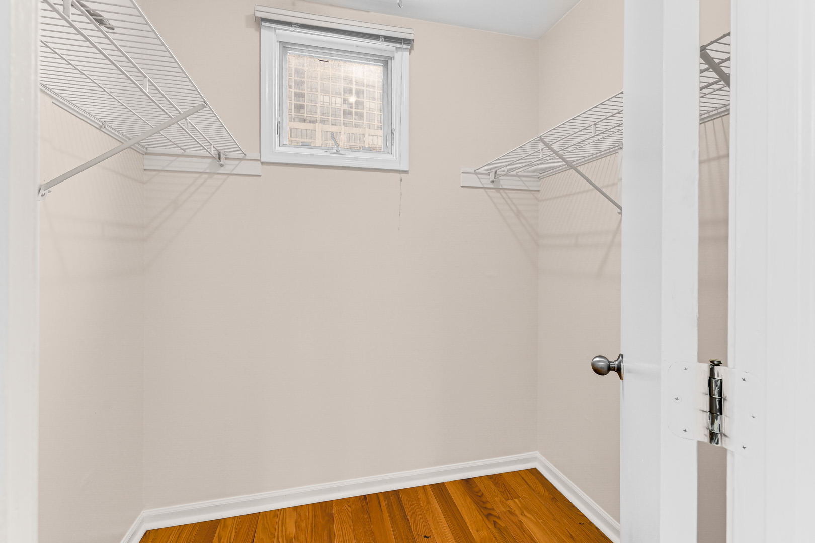 20 West 15th Street, Unit M Chicago, IL 60605 - Photo 15 of 31