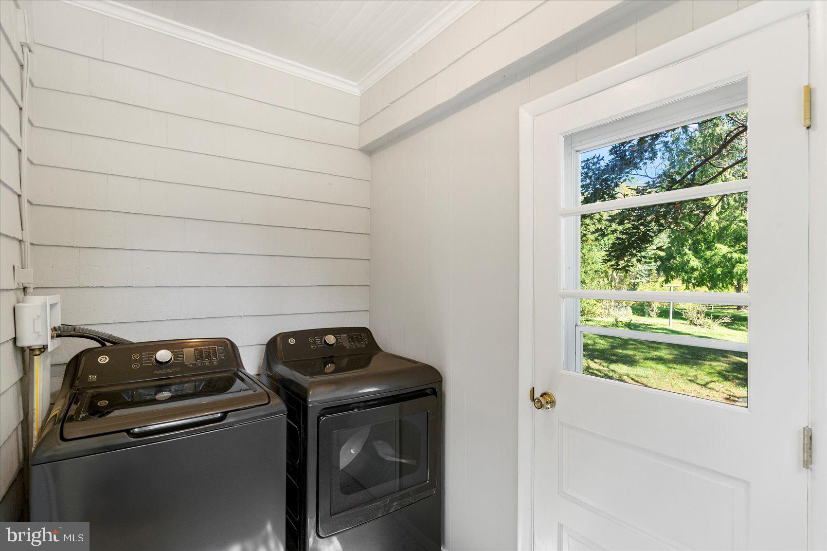 15317 York Road Sparks Glencoe, MD 21152 - Photo 20 of 47 a view of storage and utility room
