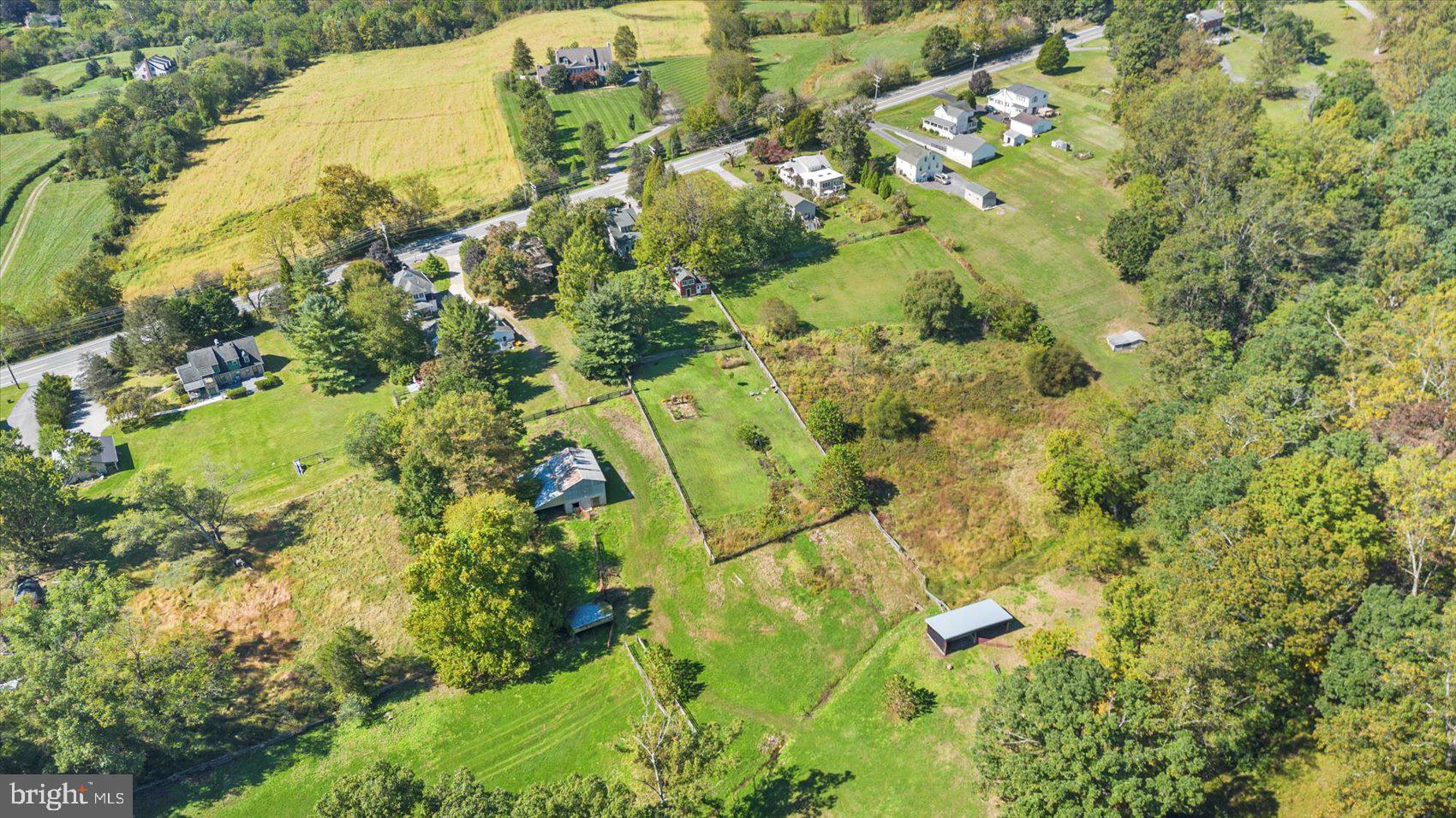 15317 York Road Sparks Glencoe, MD 21152 - Photo 43 of 47 a view of a garden